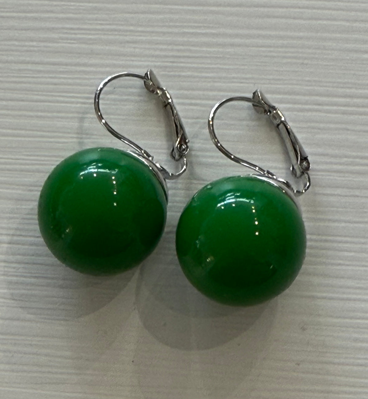 Colored Pearl Earring