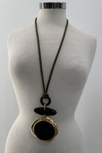 Collana medaglione lungo