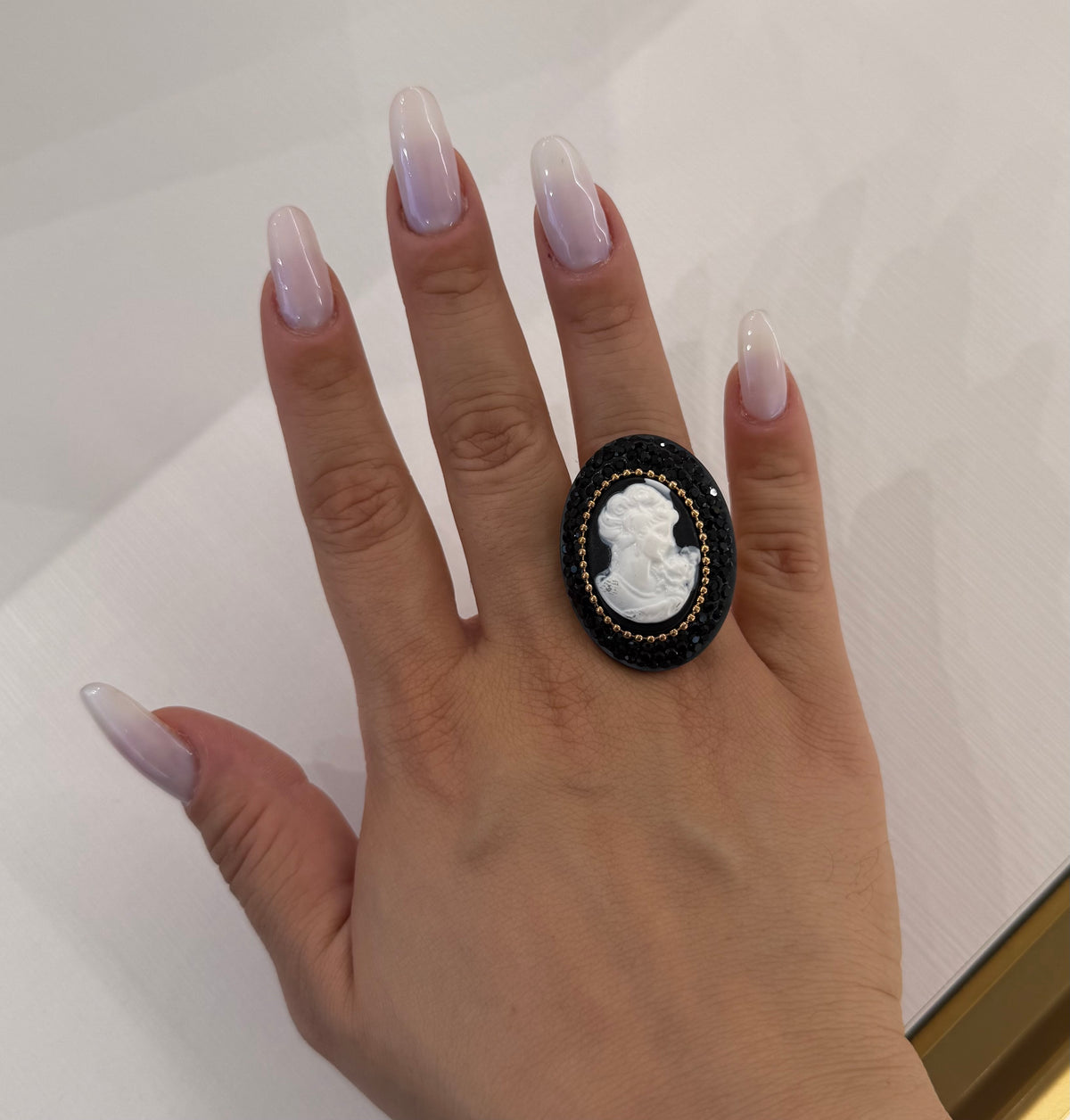 Anello elasticizzato cameo