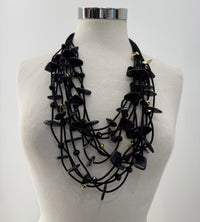 Collana fili elasticizzati con sassolini oro