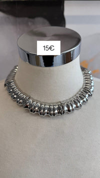 Collana corta girocollo