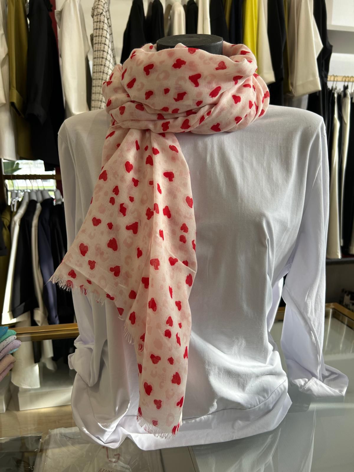 Foulard cuore maculato