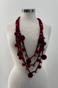 Collana ponpon