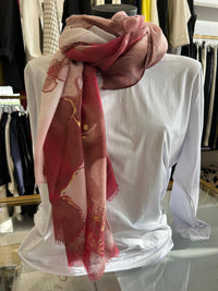 Abstract scarf