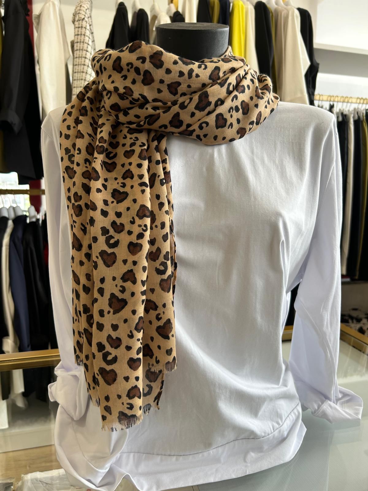 Foulard cuore maculato
