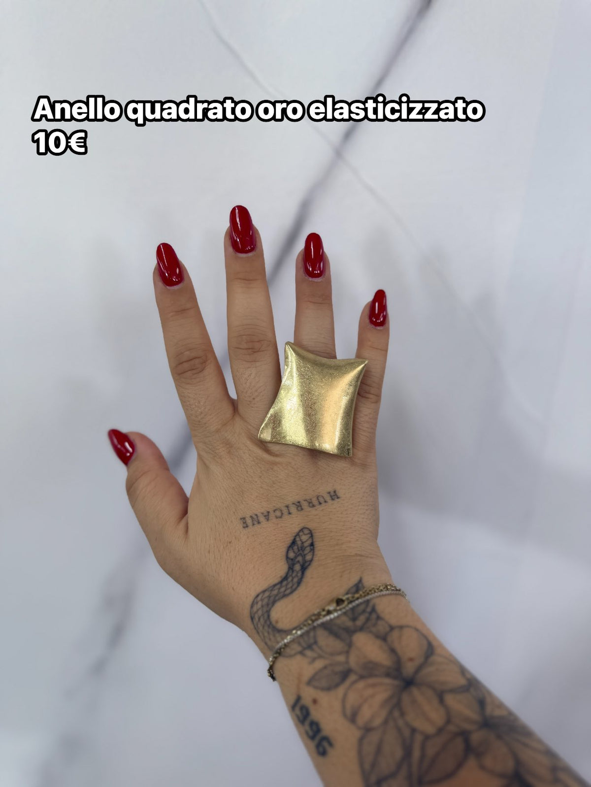 Anello quadrato oro