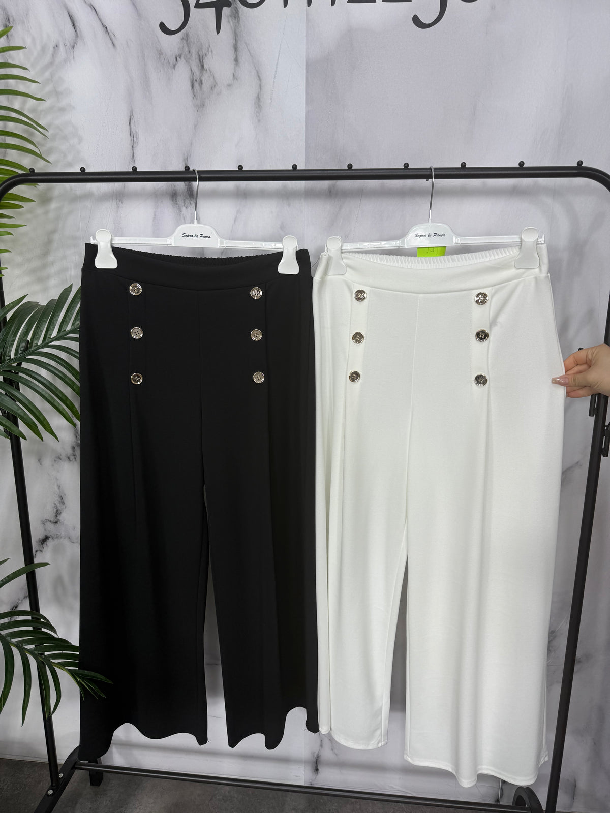 Pantalone bottoni numero 121