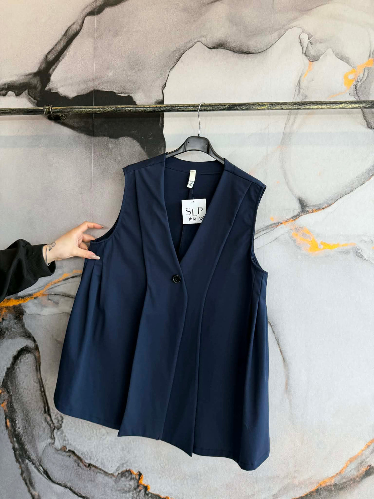 Miris Vest