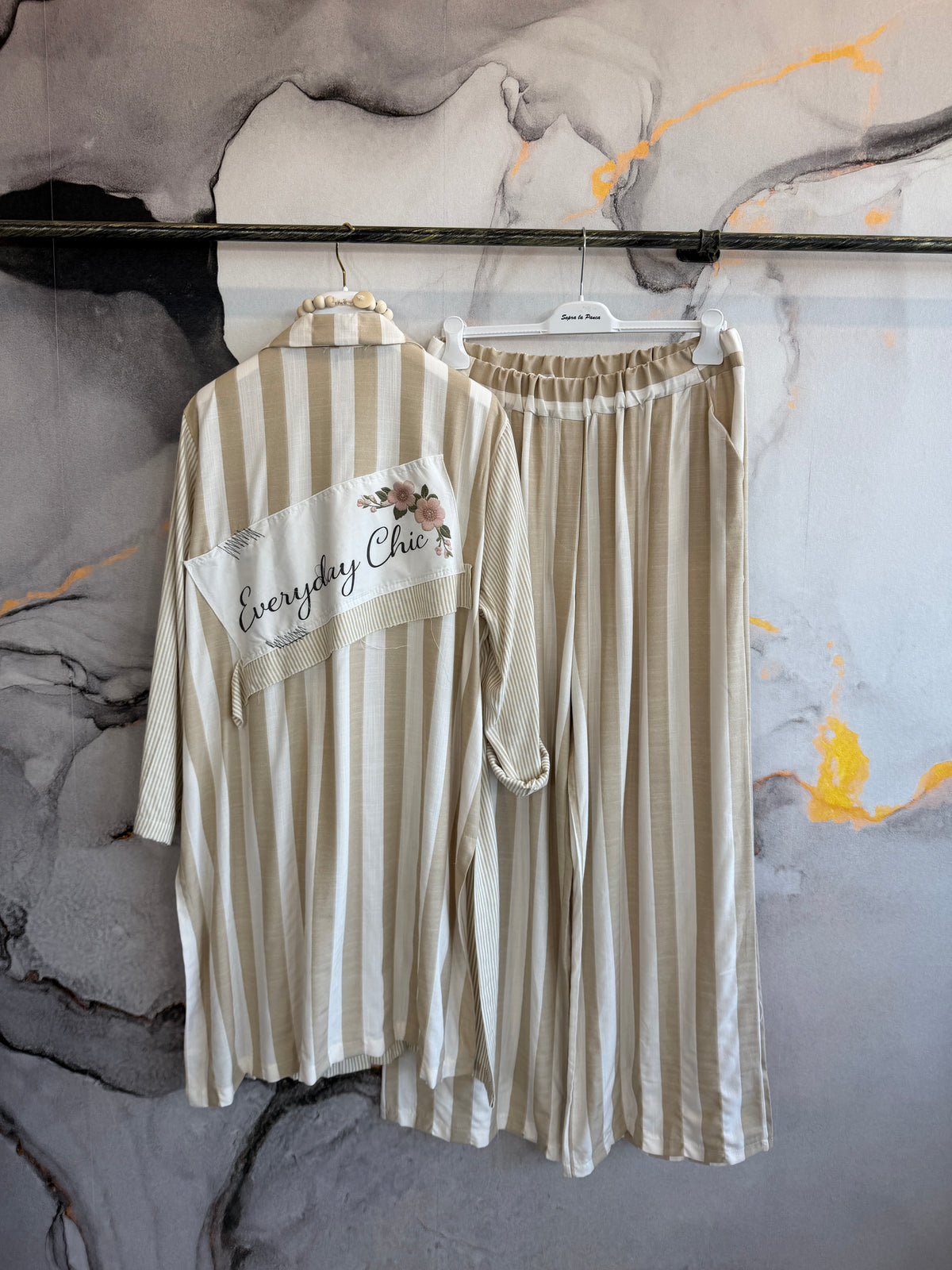 Completo Everyday Chic, di FLO E POI