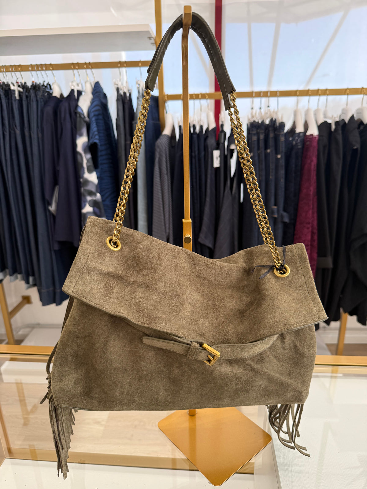 Borsa frange scamosciata manico catena