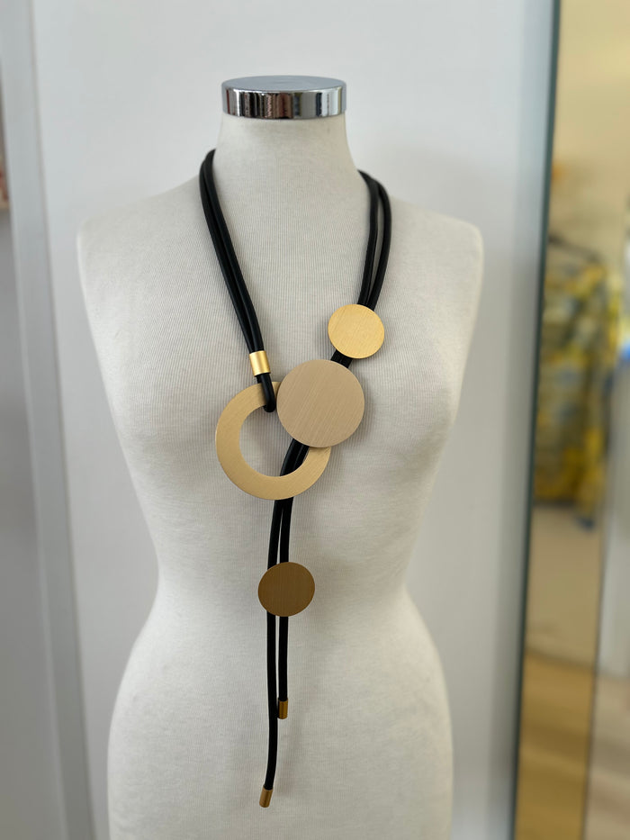 Collana cerchi gommata
