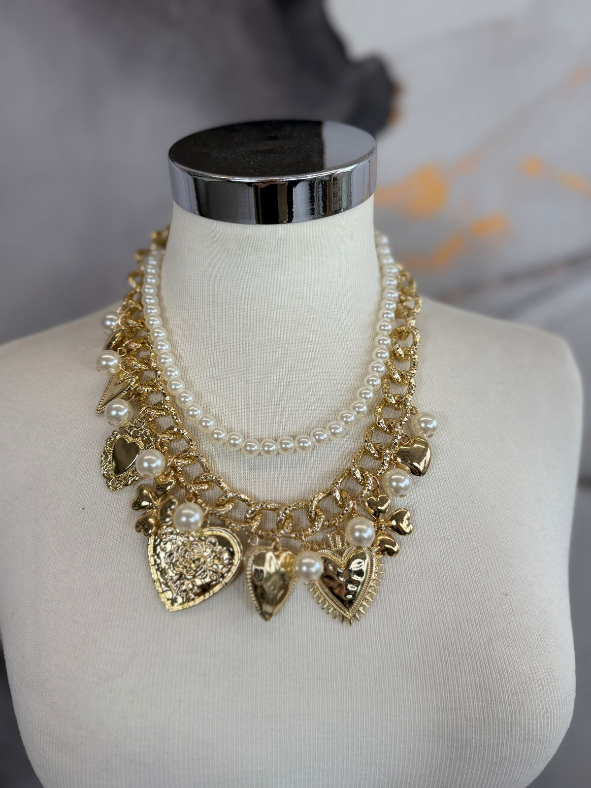 Hearts and pearls necklace