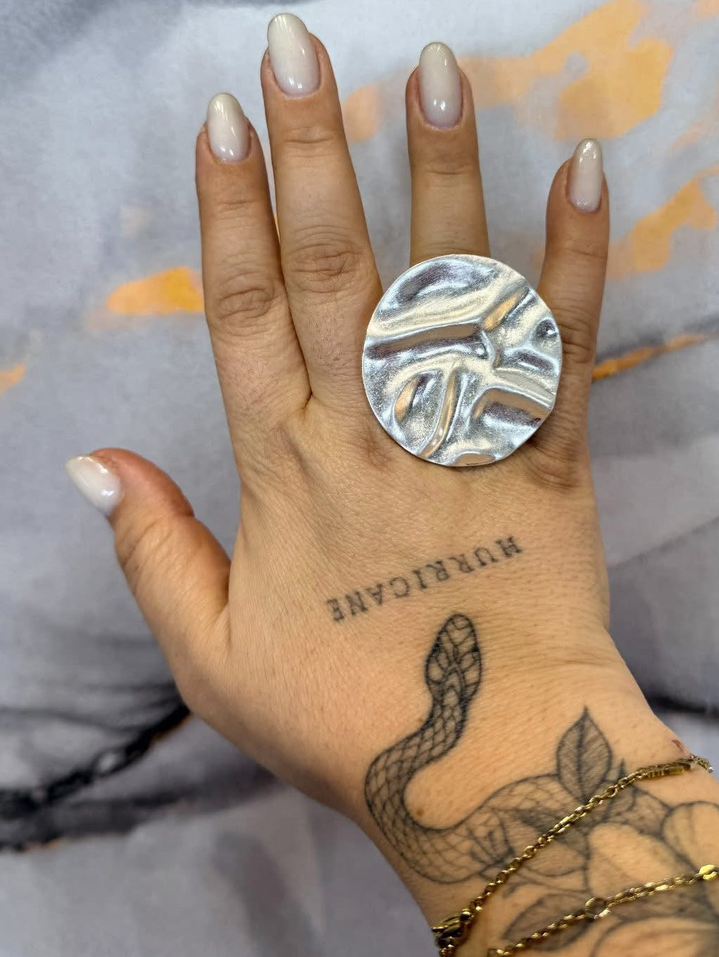 Anello scudo marmorizzato