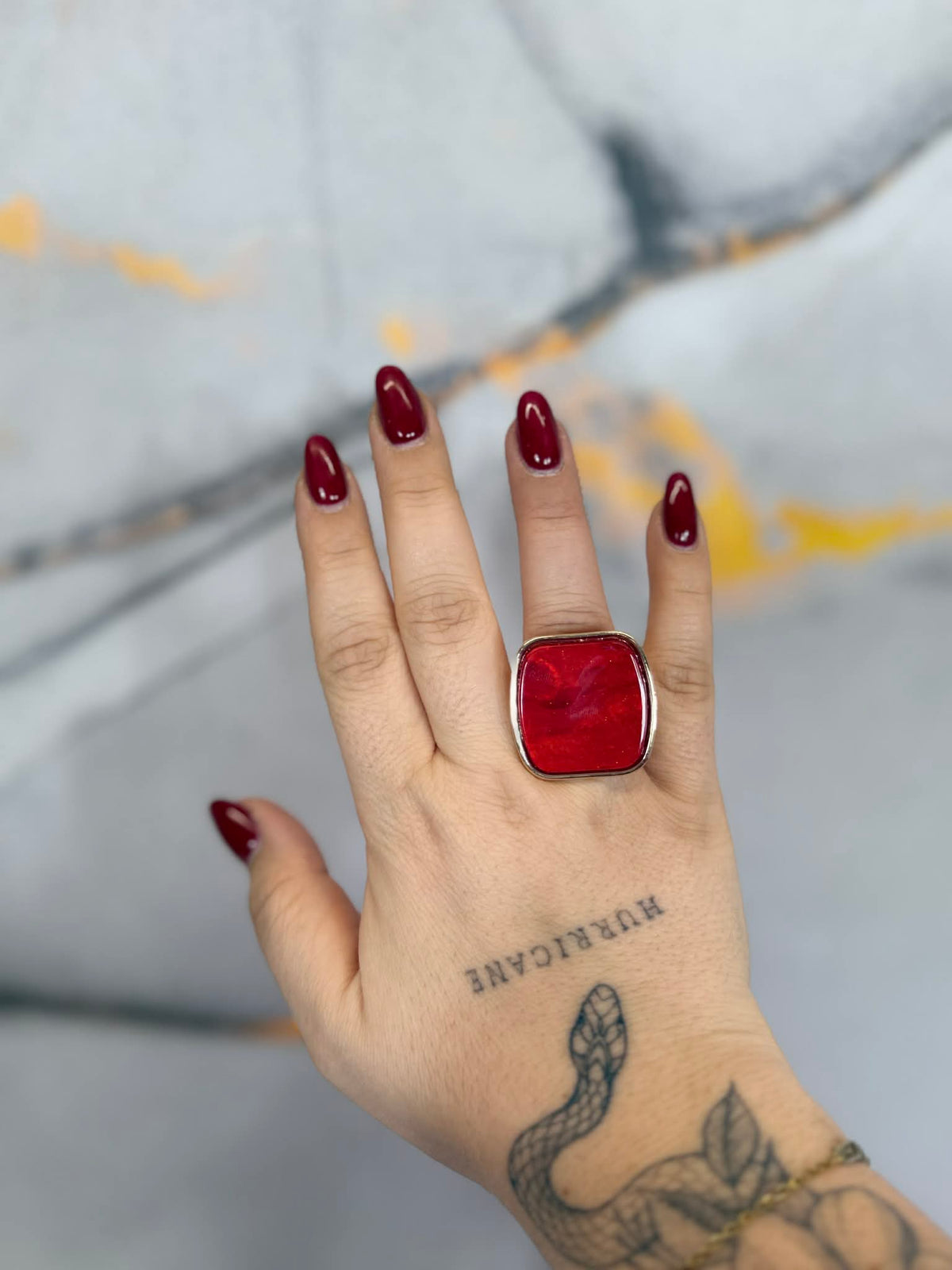 Square stretch ring