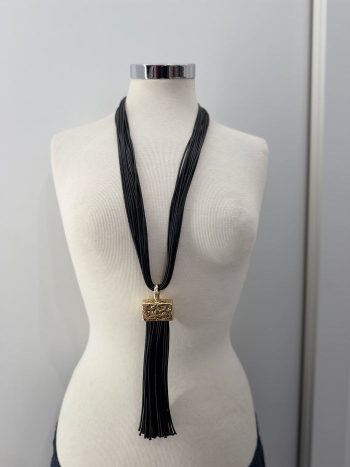 Collana Cairo