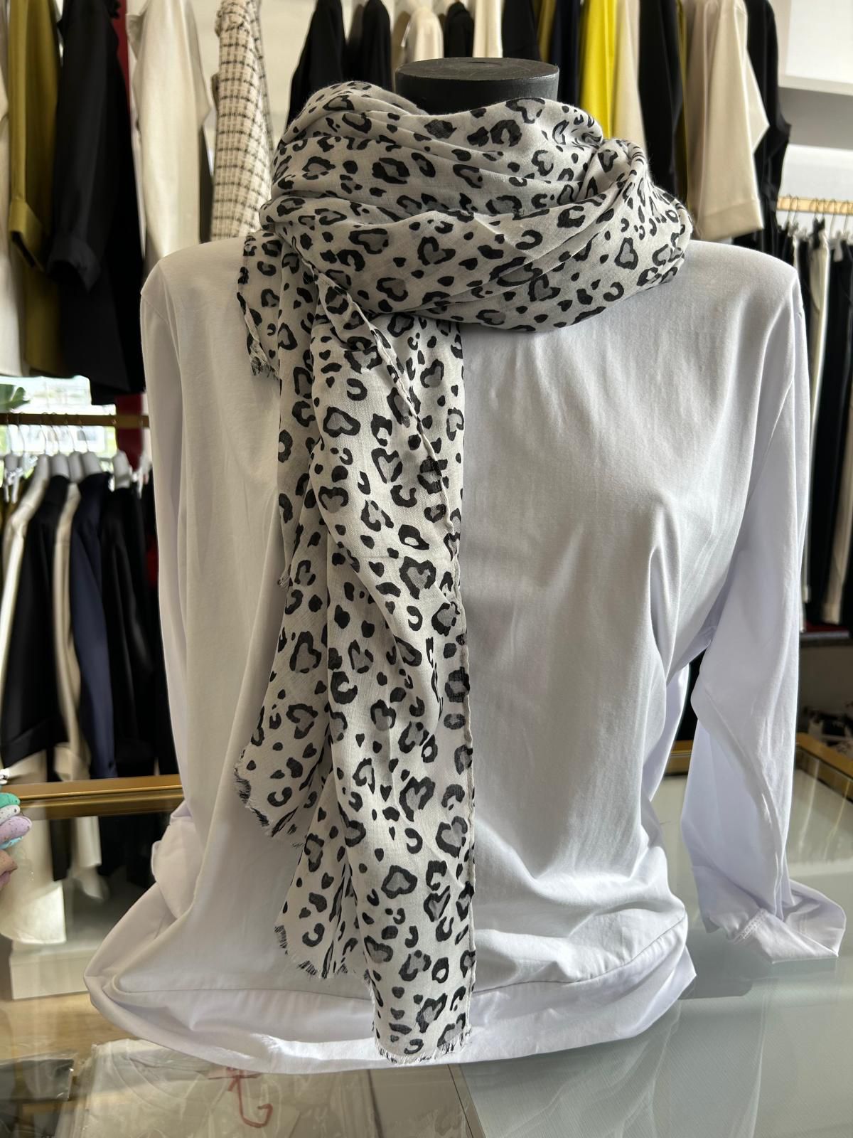 Foulard cuore maculato