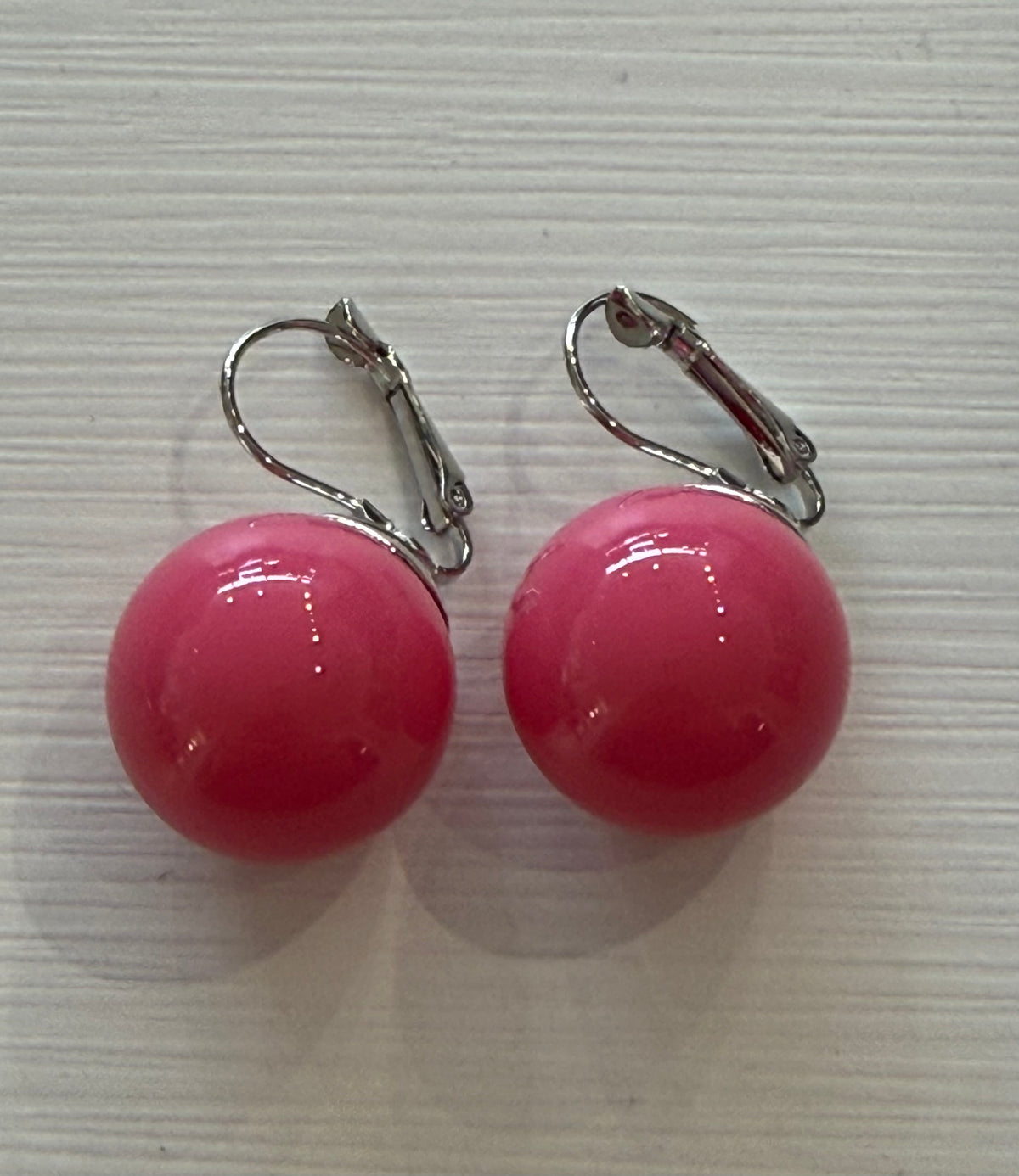 Colored Pearl Earring
