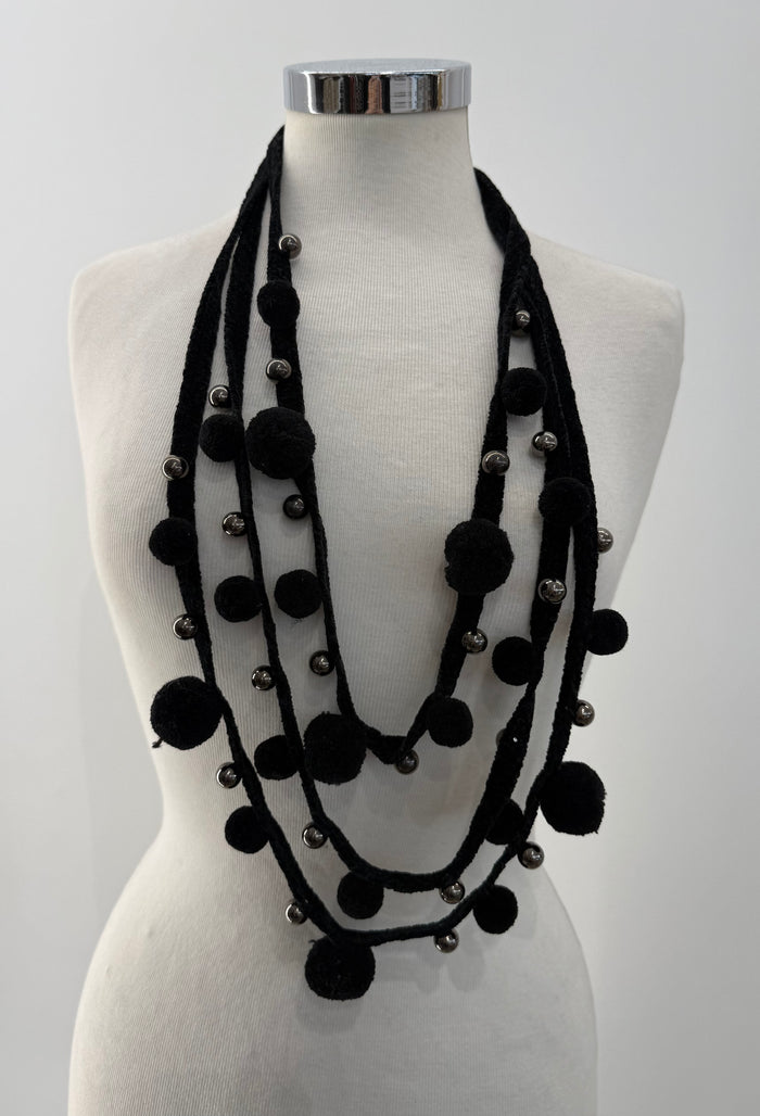 Collana ponpon