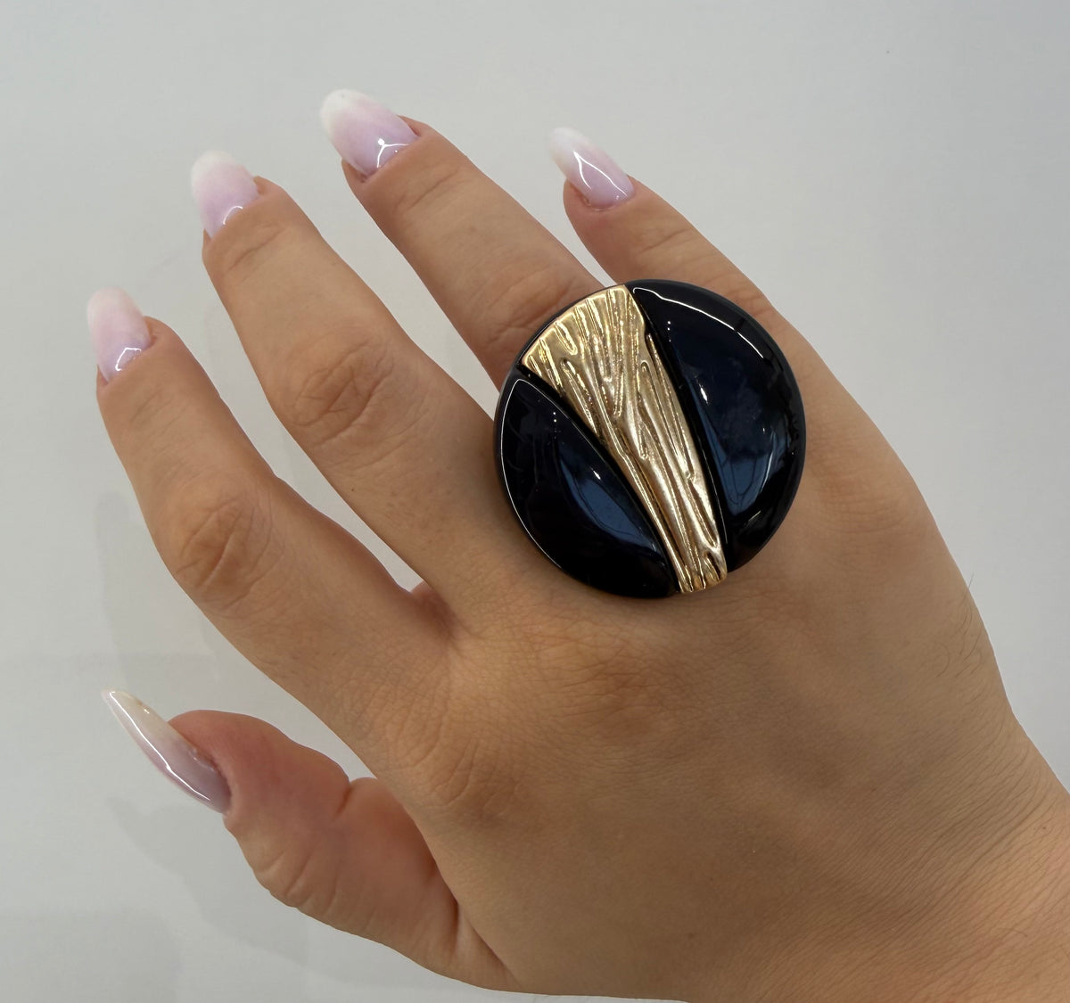 Anello elasticizzato medaglione nero/oro