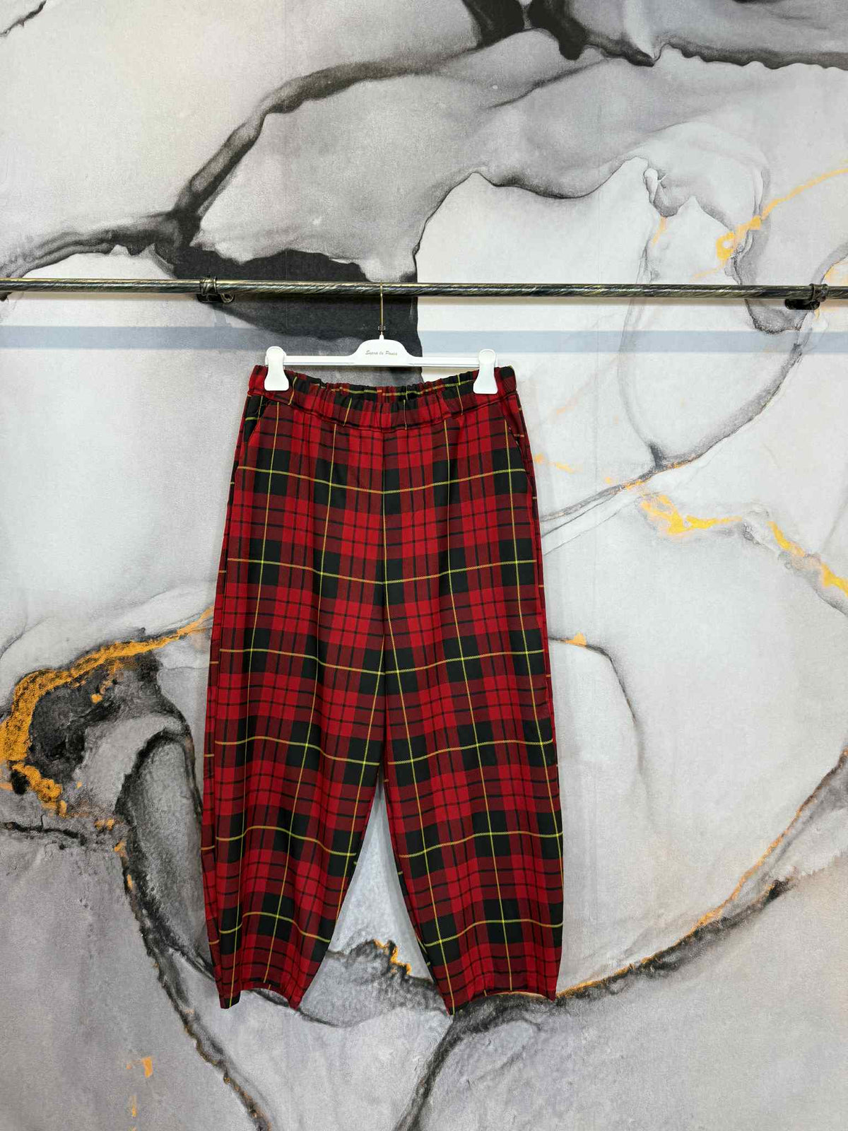 Pantalone Scozia, DI FLO E POI